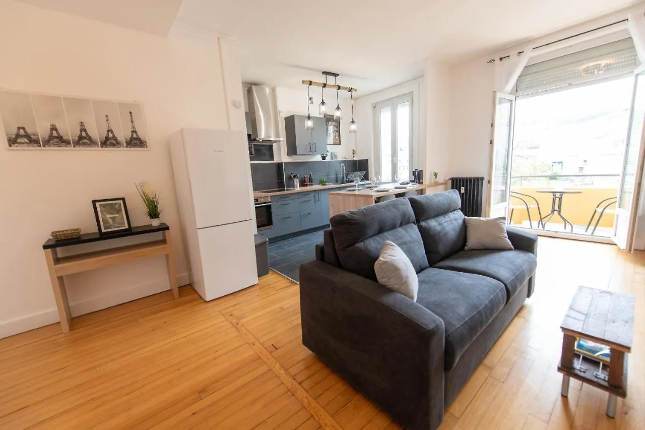Kasa Cocon - Entierement Equipe Avec Balcon Apartment Saint-Etienne  France