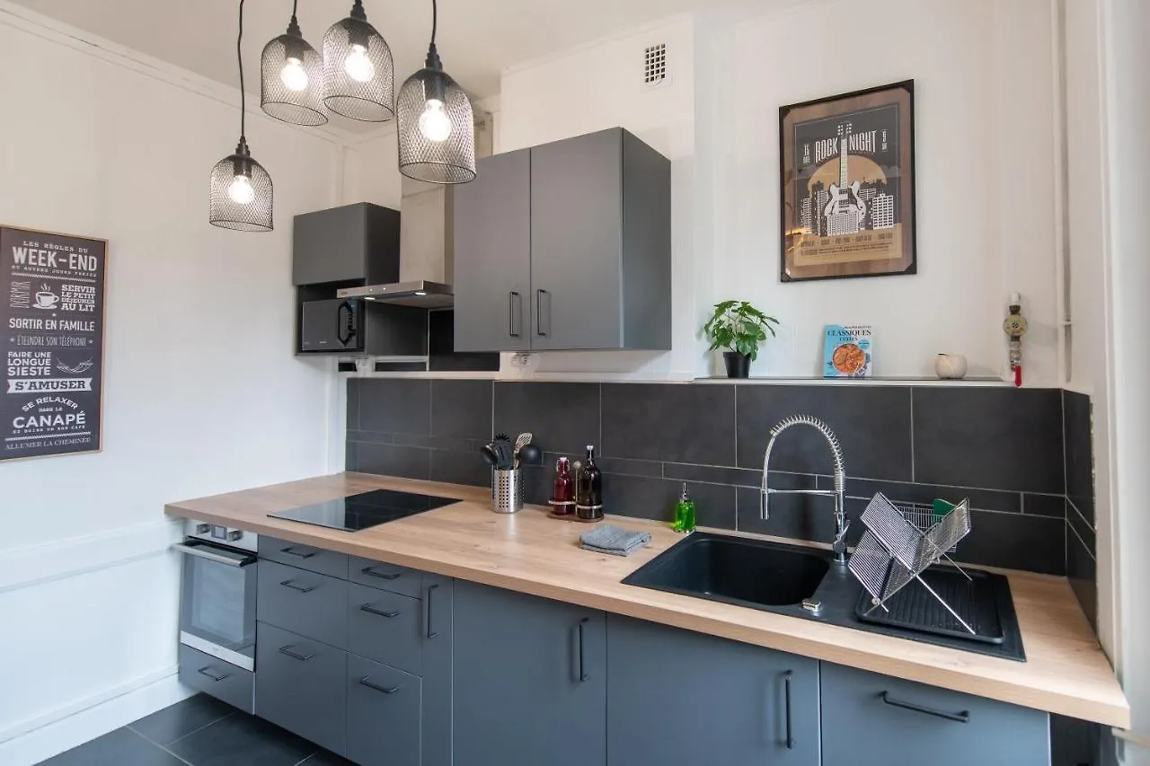 Kasa Cocon - Entierement Equipe Avec Balcon Apartment Saint-Etienne